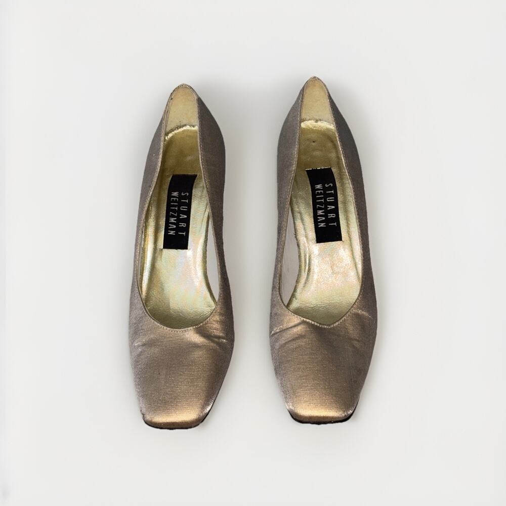 Stuart Weitzman Gold Matte Lamé Fabric 3" classic "Raquel" pumps Sz 7 1/2